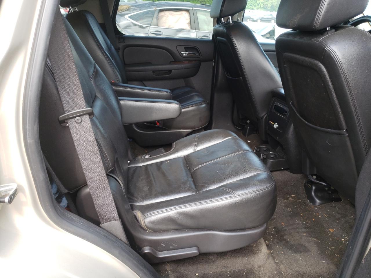Photo 6 from auction – 2007 GMC YUKON with VIN 1GKFC13J57R368907