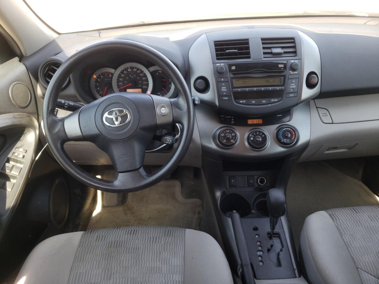 Photo 9 from auction – 2011 TOYOTA RAV4 with VIN 2T3ZF4DV6BW097688
