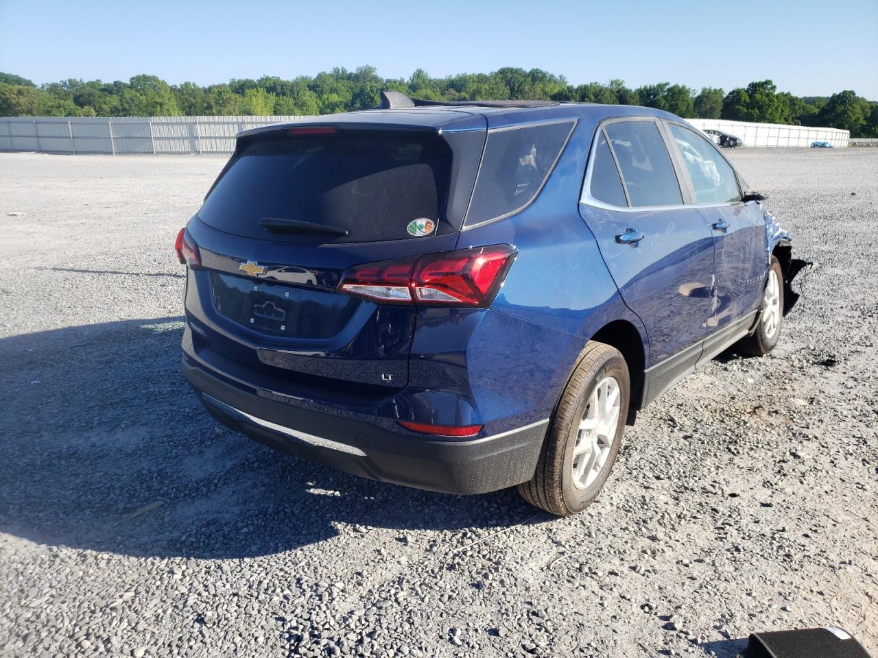 Photo 4 from auction – 2022 CHEVROLET EQUINOX LT with VIN 3GNAXKEVXNL141370
