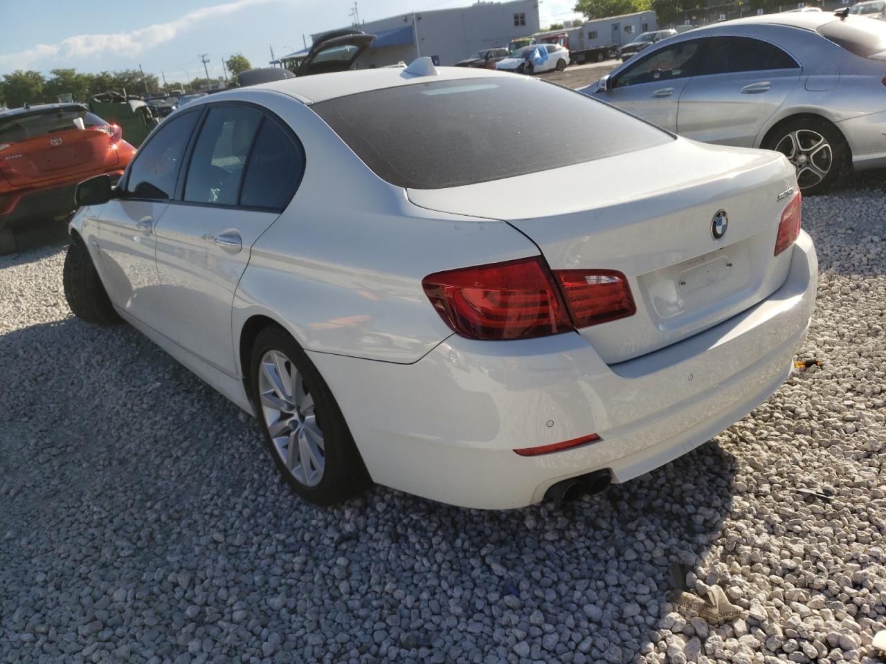 Photo 3 from auction – 2012 BMW 528 XI with VIN WBAXH5C54CDW11302