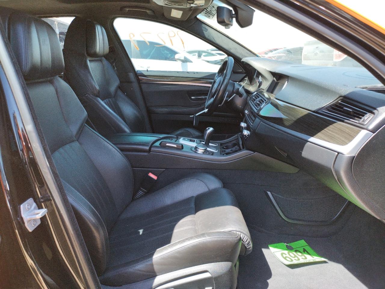 Photo 5 from auction – 2016 BMW M5 with VIN WBSFV9C50GD595483