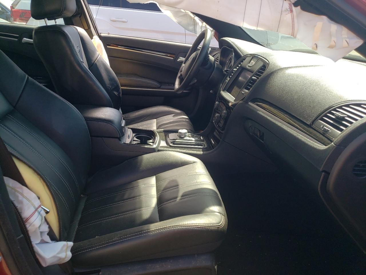 Photo 5 from auction – 2021 CHRYSLER 300 S with VIN 2C3CCABG1MH529211