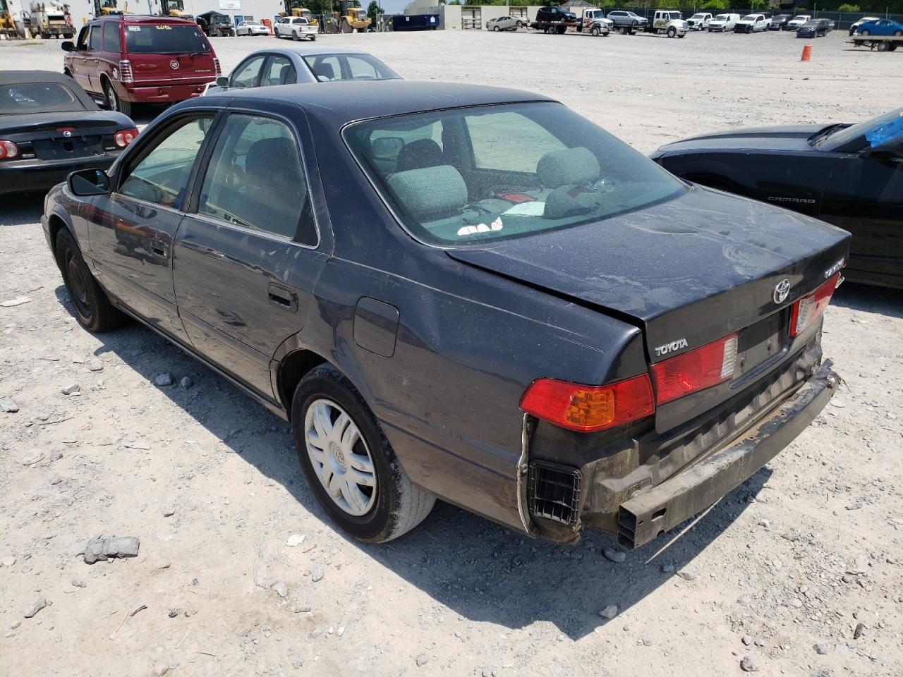 Photo 20 from auction – 2000 TOYOTA CAMRY CE with VIN 4T1BG22K6YU996161