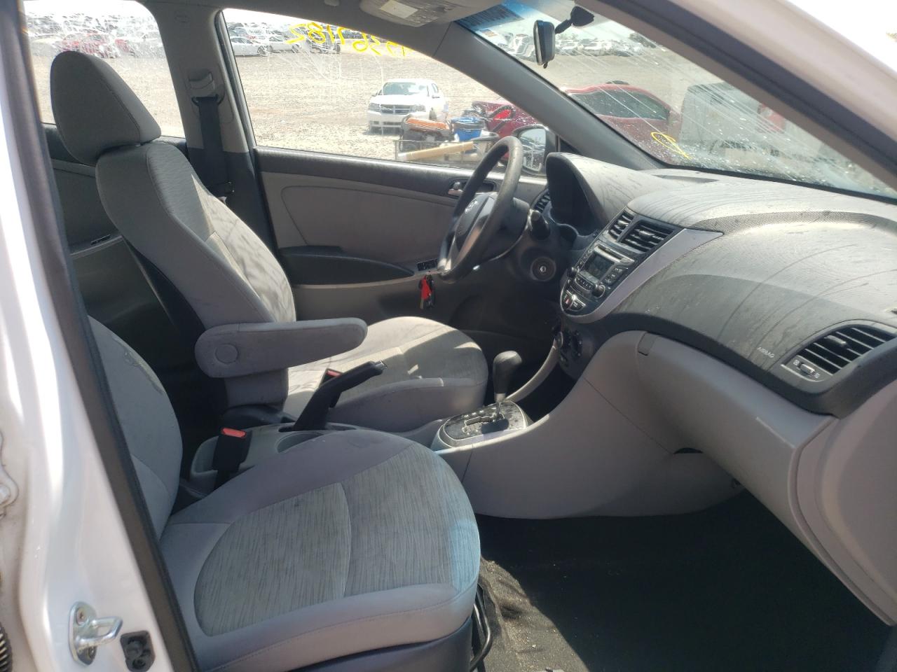 Photo 5 from auction – 2017 HYUNDAI ACCENT SE with VIN KMHCT4AE2HU294734