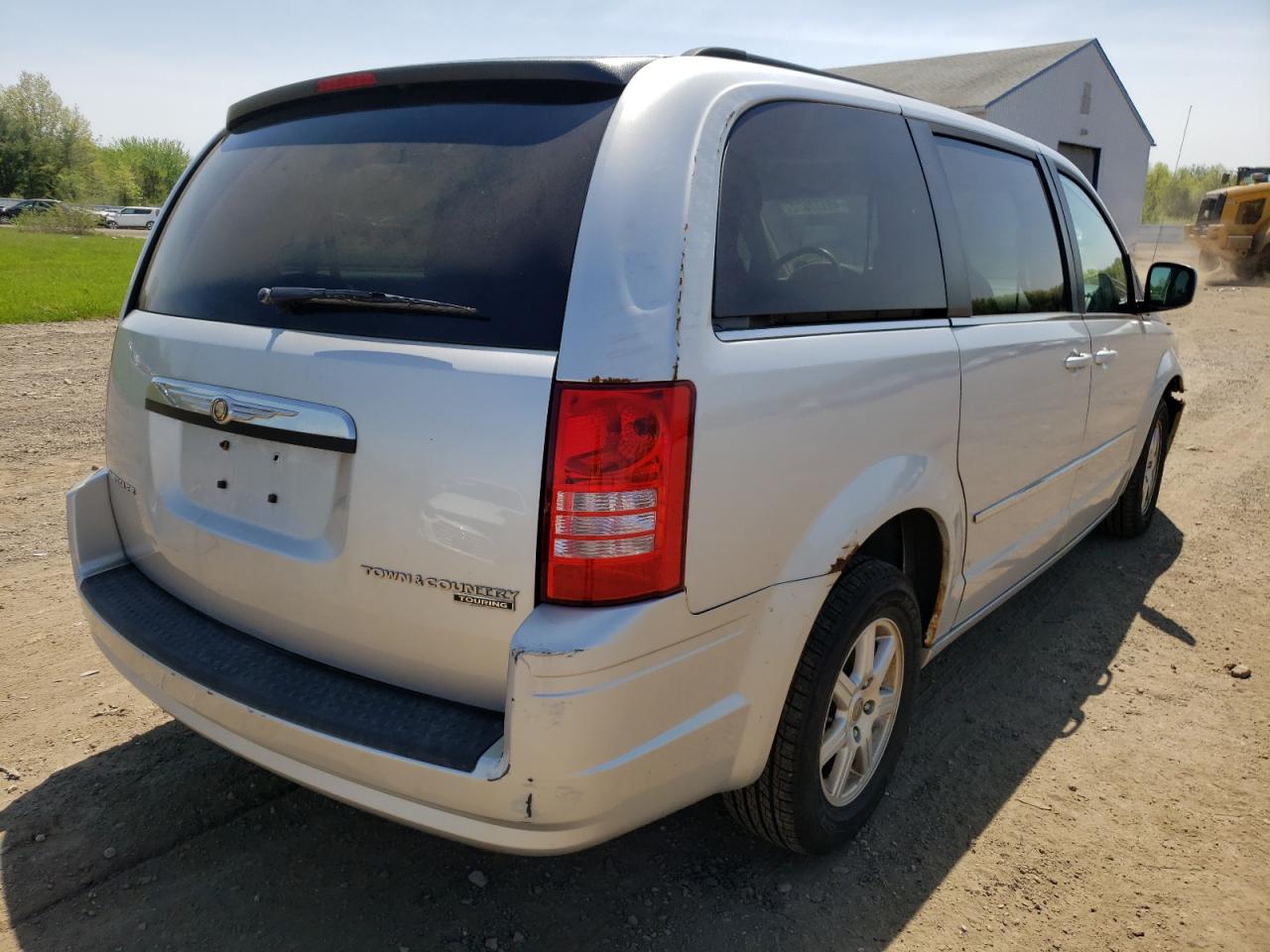 Photo 4 from auction – 2010 CHRYSLER TOWN & COU with VIN 2A4RR5D11AR463814