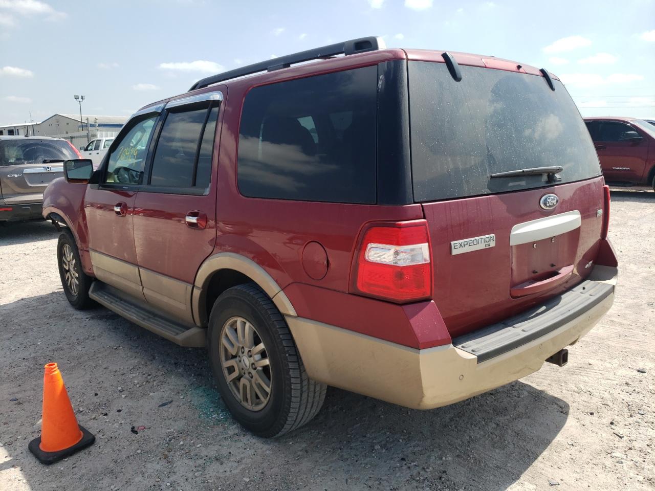 Photo 3 from auction – 2014 FORD EXPEDITION with VIN 1FMJU1H5XEEF38659