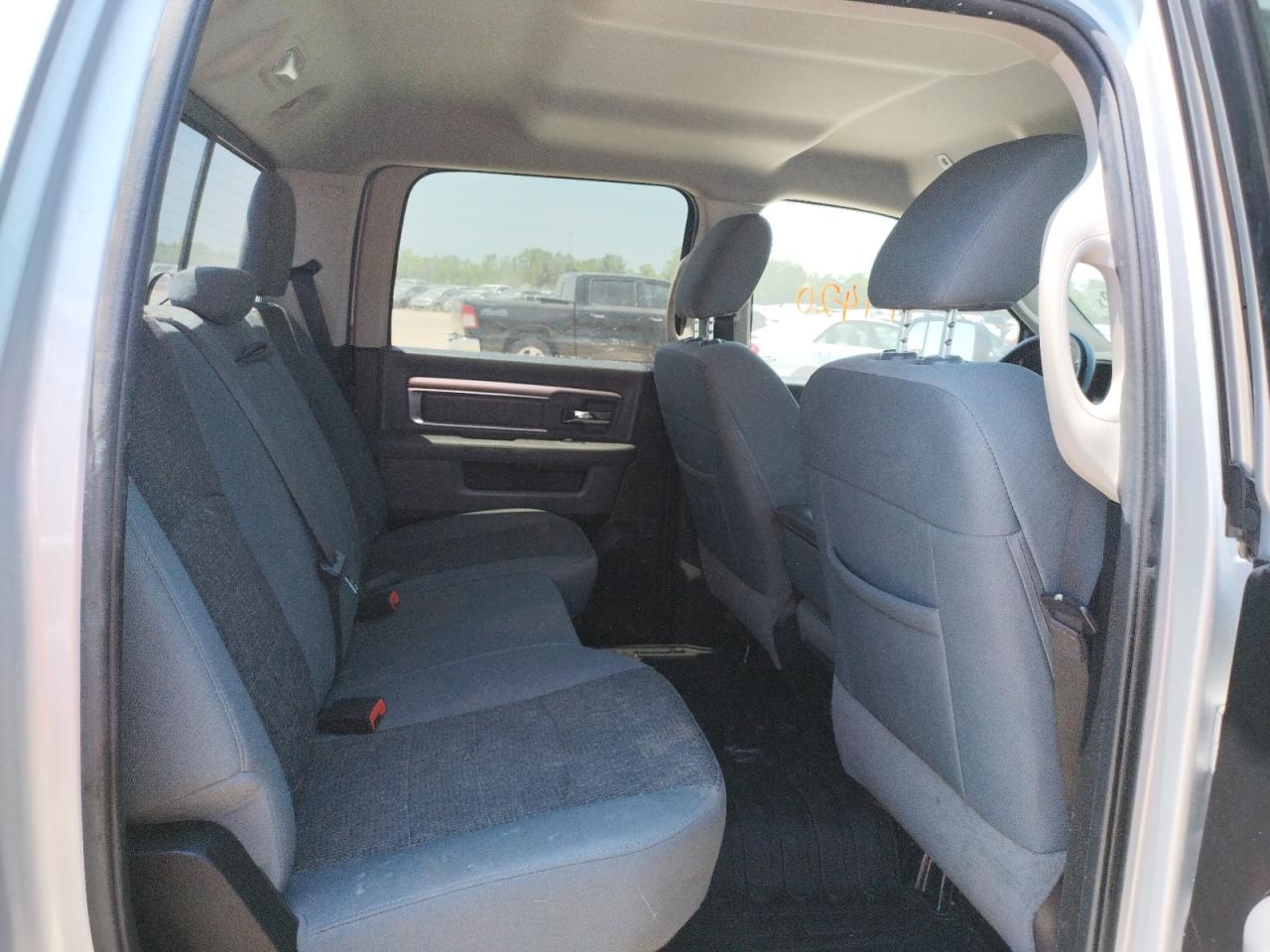 Photo 6 from auction – 2018 RAM 3500 SLT with VIN 3C63RRHL0JG200144