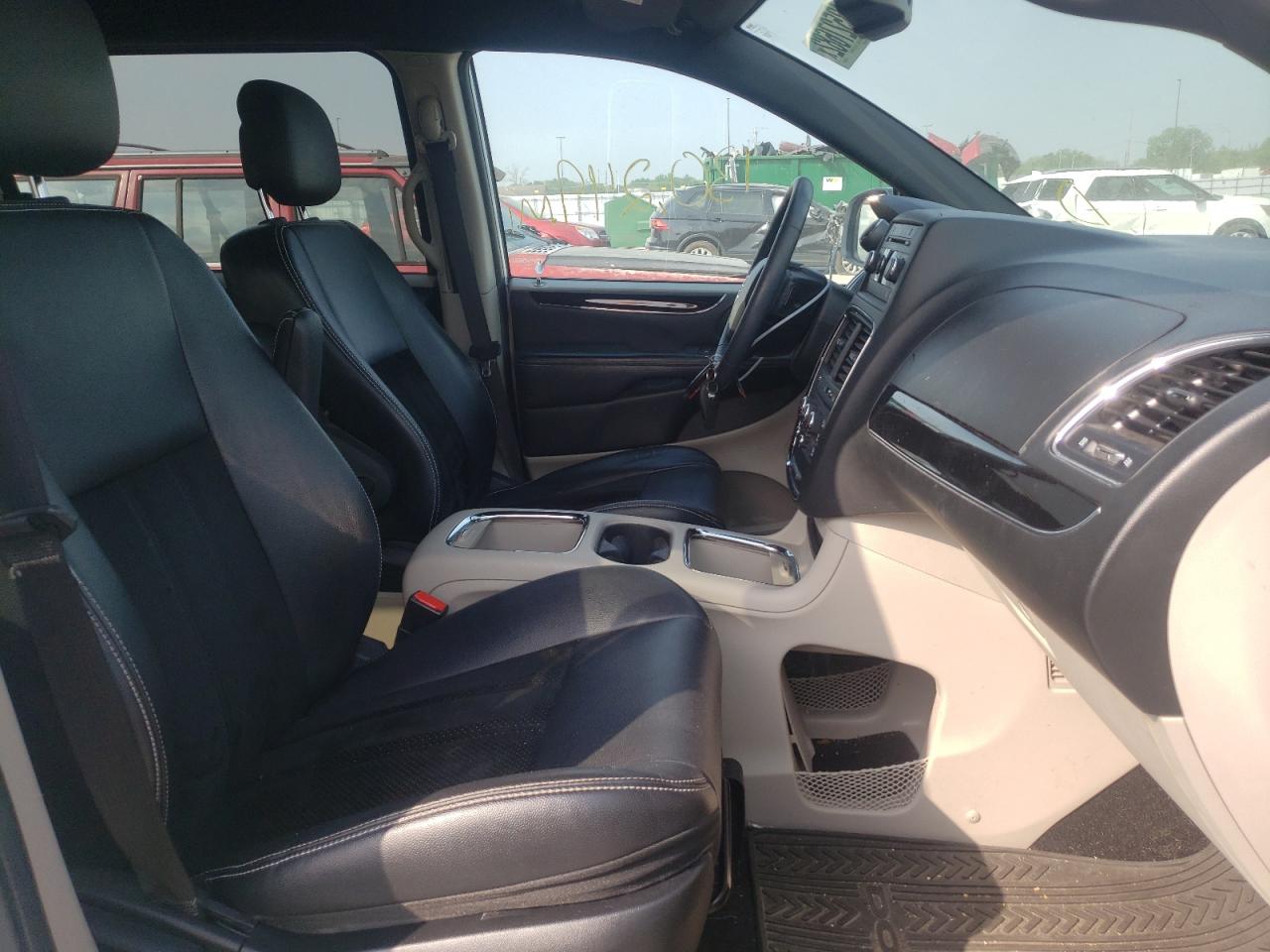 Photo 5 from auction – 2014 DODGE GRAND CARA with VIN 2C4RDGCG9ER250489