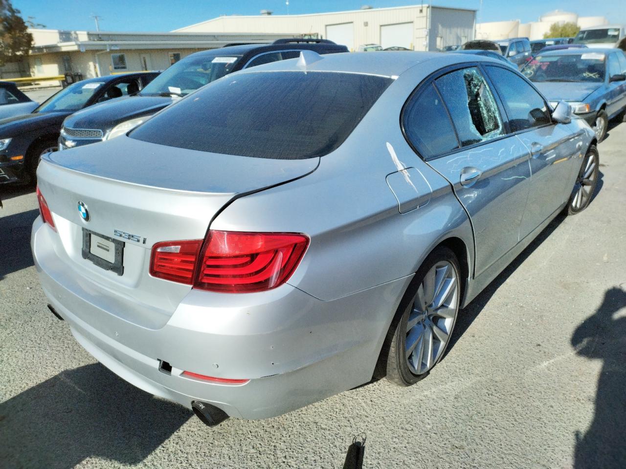Photo 4 from auction – 2011 BMW 535 I with VIN WBAFR7C59BC801539