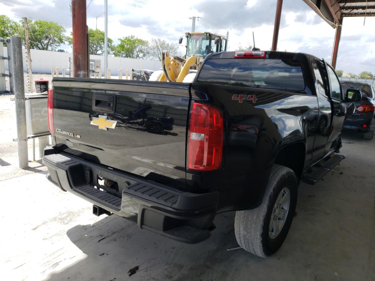 Photo 4 from auction – 2017 CHEVROLET COLORADO with VIN 1GCHTBEN0H1264450
