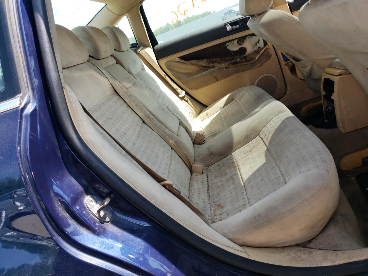 Photo 6 from auction – 2003 VOLKSWAGEN PASSAT GLS with VIN WVWPD63B23E018011