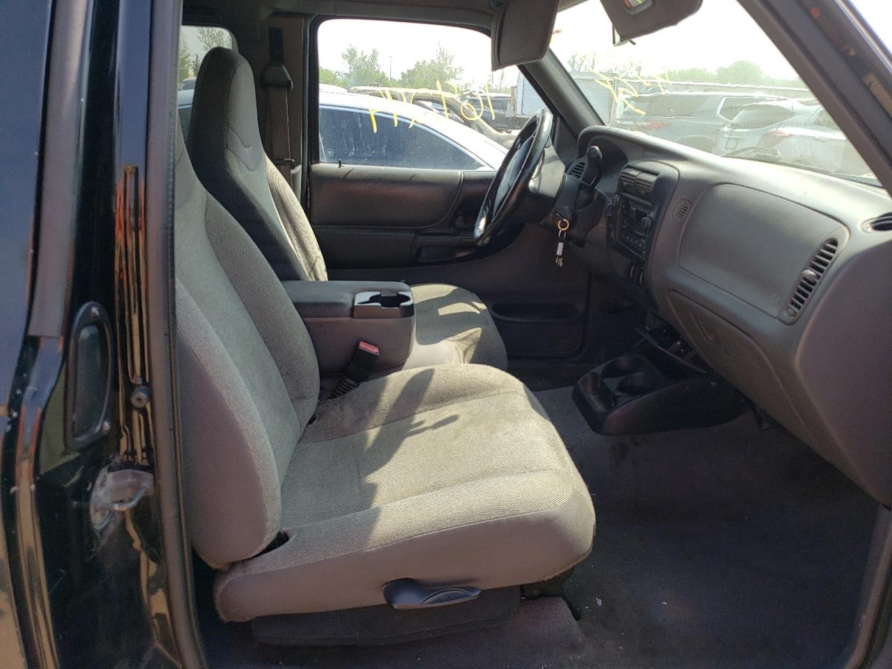 Photo 5 from auction – 2002 FORD RANGER SUP with VIN 1FTZR45E12PA74109