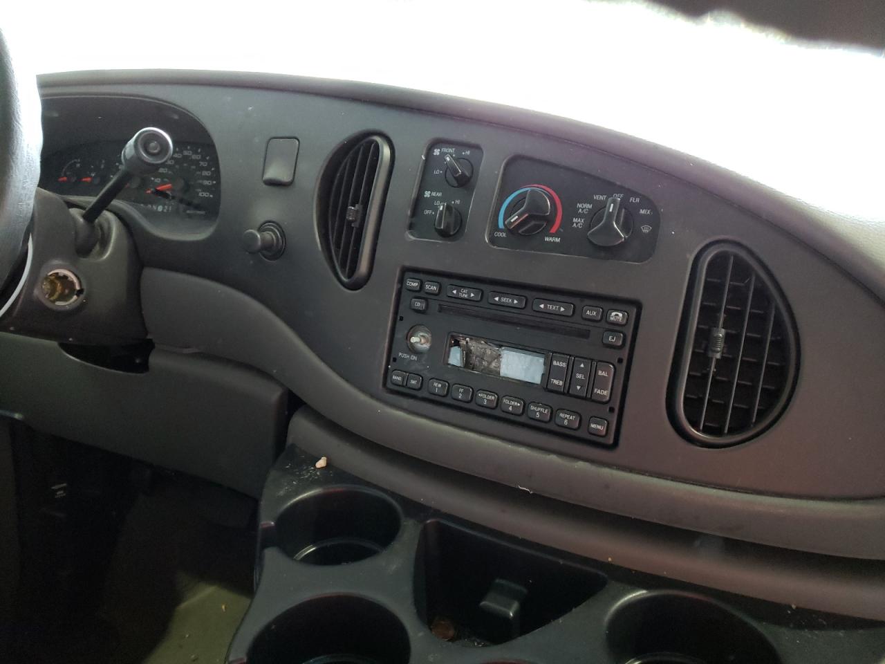 Photo 9 from auction – 2006 FORD ECONOLINE with VIN 1FBNE31L76DA24657