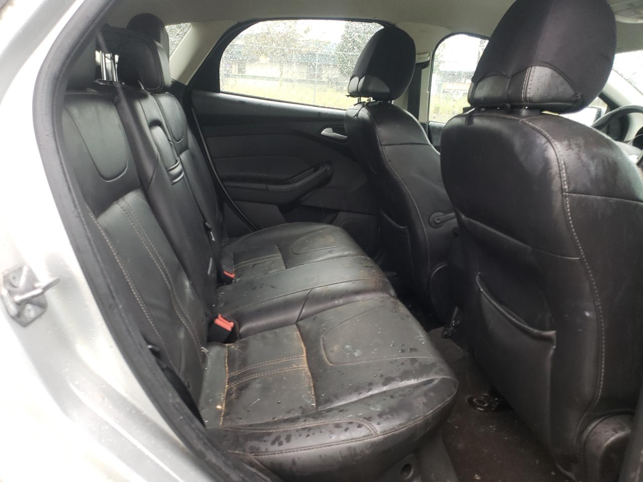 Photo 6 from auction – 2013 FORD FOCUS SE with VIN 1FADP3K24DL292078