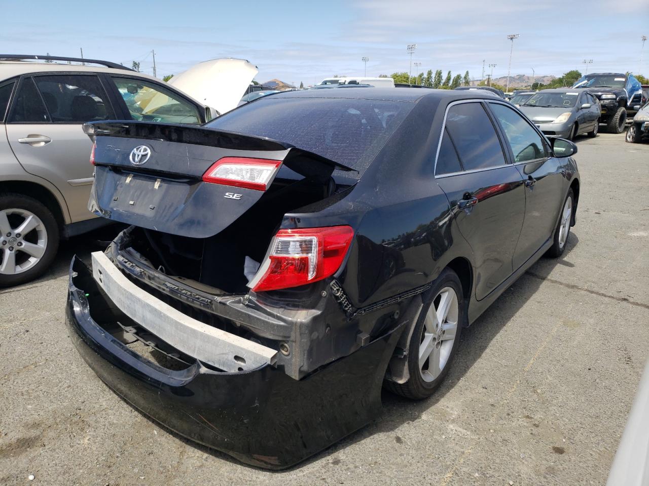 Photo 4 from auction – 2014 TOYOTA CAMRY L with VIN 4T1BF1FK8EU846412