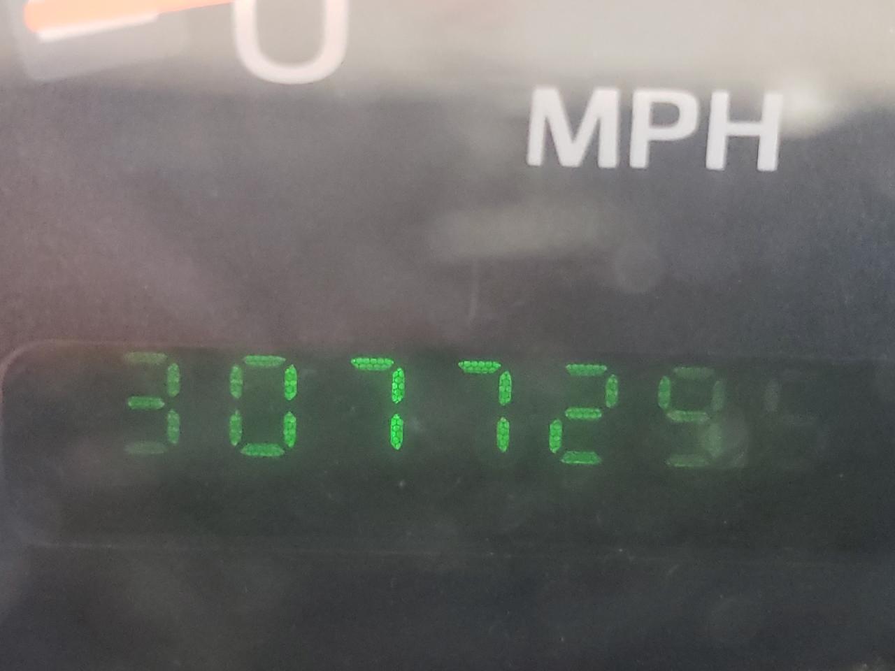 Photo 8 from auction – 2003 FORD F150 with VIN 1FTRX17W73NA40313