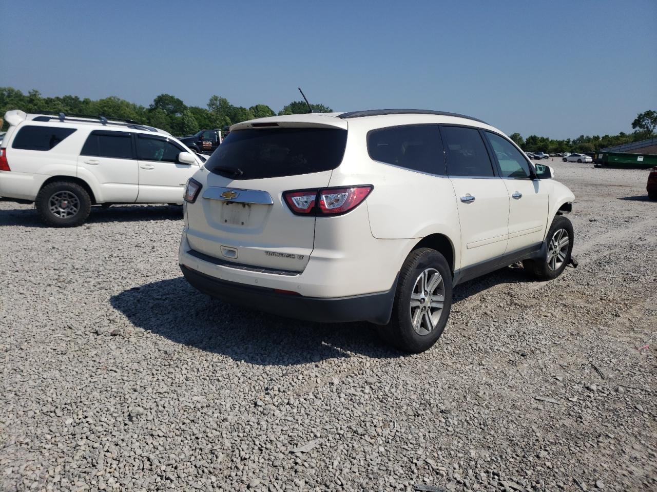Photo 4 from auction – 2015 CHEVROLET TRAVERSE L with VIN 1GNKRHKD3FJ212012