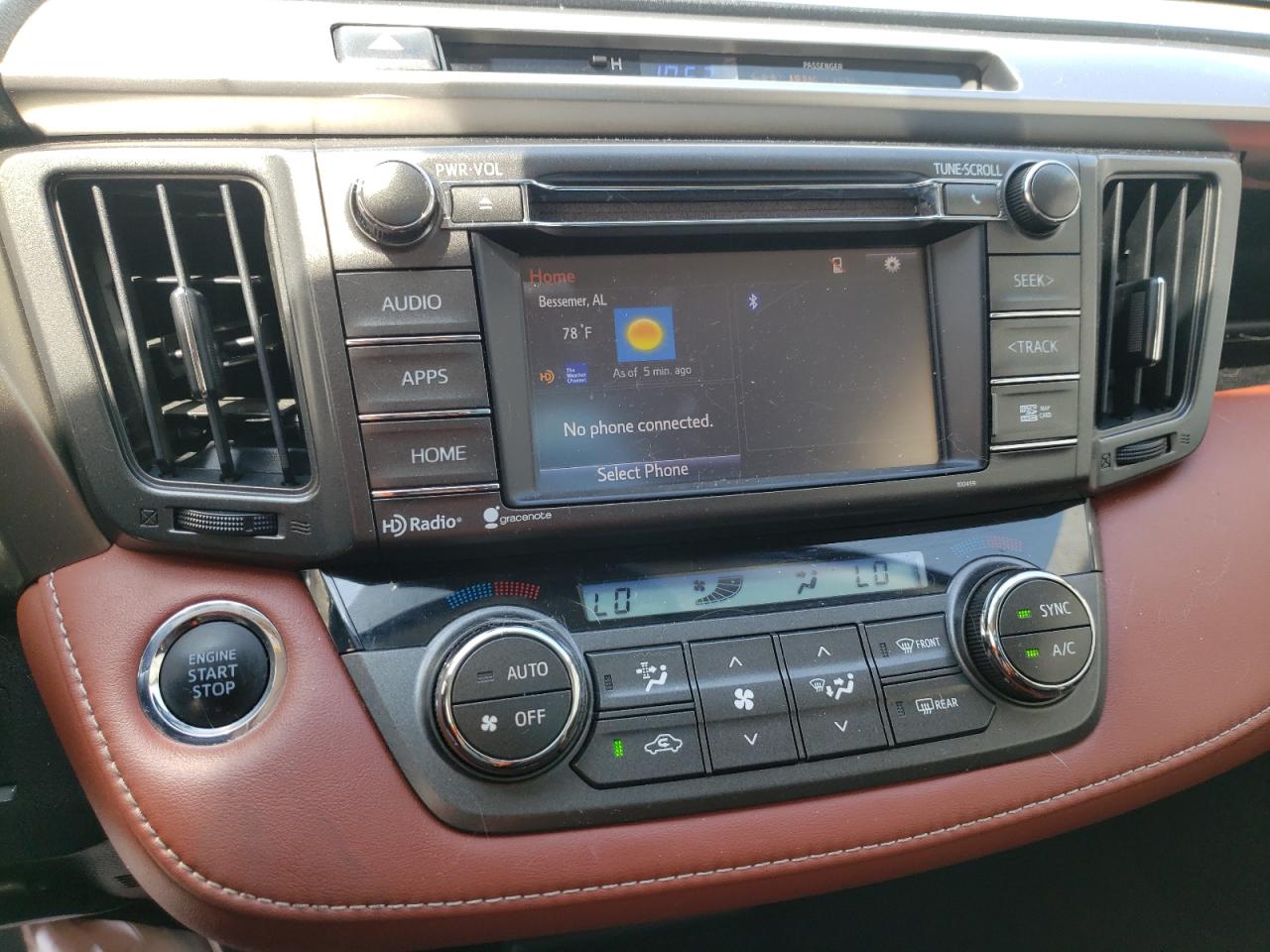 Photo 9 from auction – 2015 TOYOTA RAV4 LIMIT with VIN JTMYFREV1FD078055