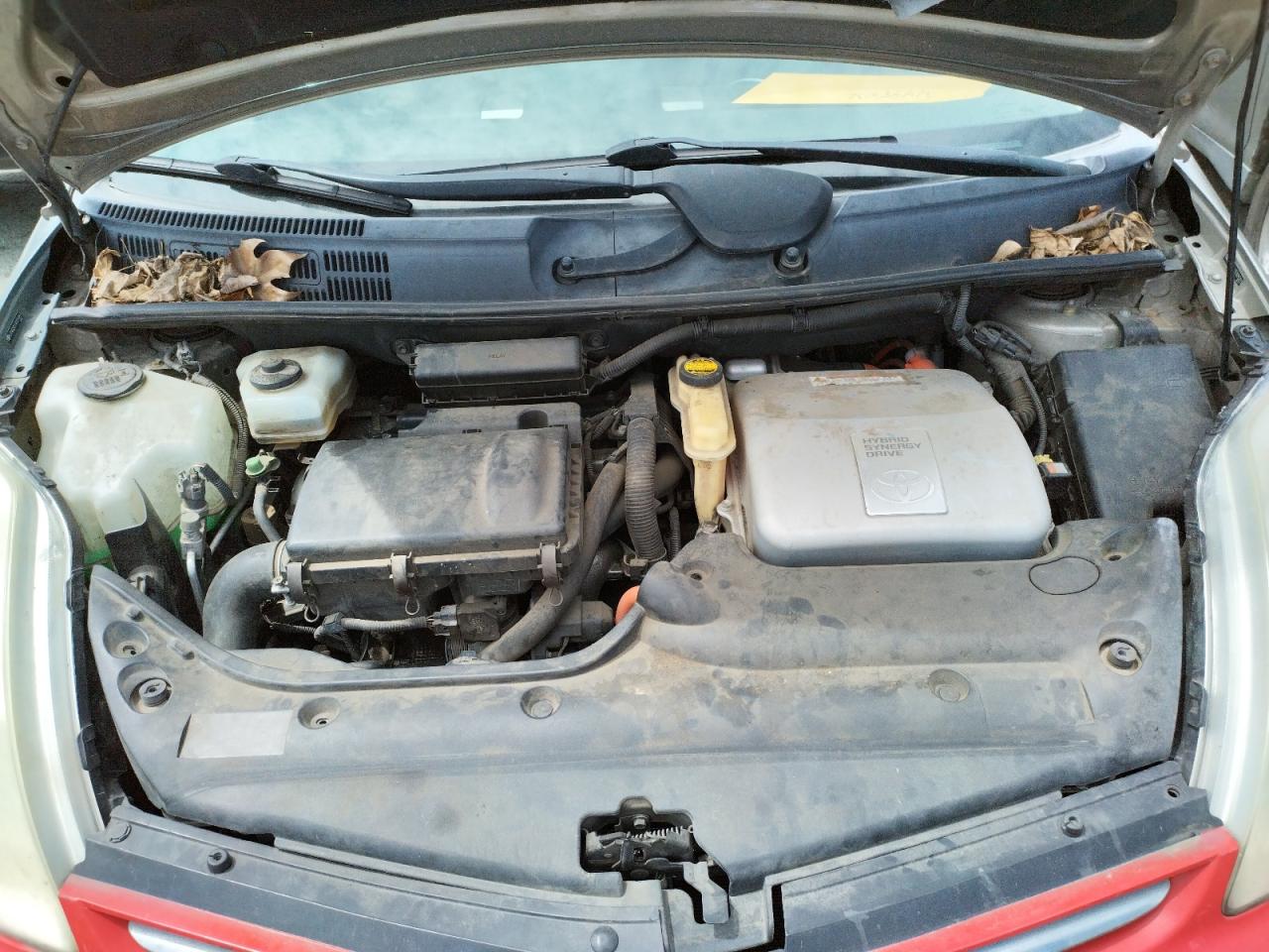 Photo 7 from auction – 2005 TOYOTA PRIUS with VIN JTDKB20U353055355