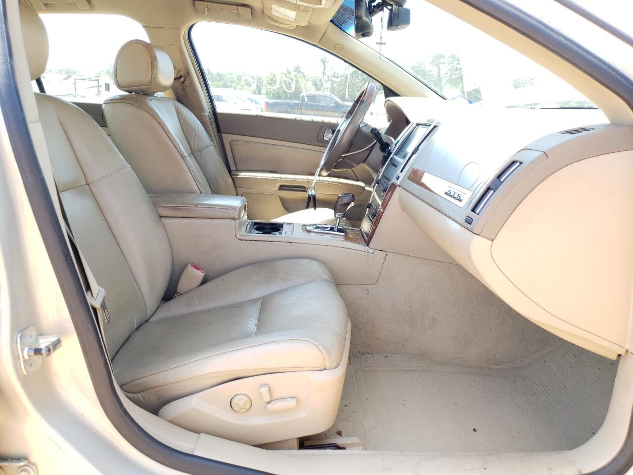 Photo 5 from auction – 2008 CADILLAC STS with VIN 1G6DK67V180191555