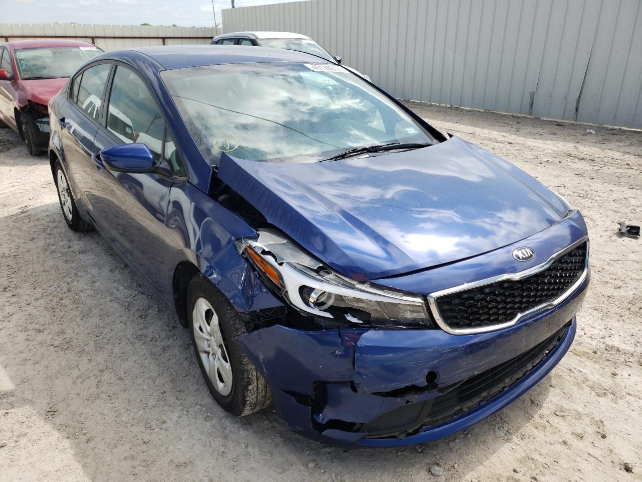 KIA FORTE LX 2018 with VIN 3KPFK4A73JE184401 - Photo from auction