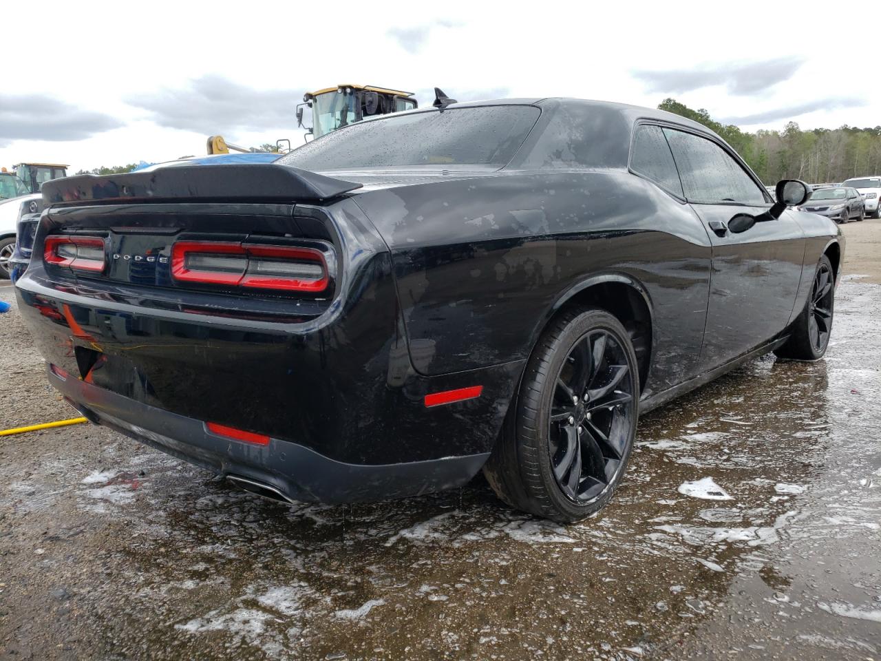 Photo 4 from auction – 2016 DODGE CHALLENGER with VIN 2C3CDZAG7GH113911