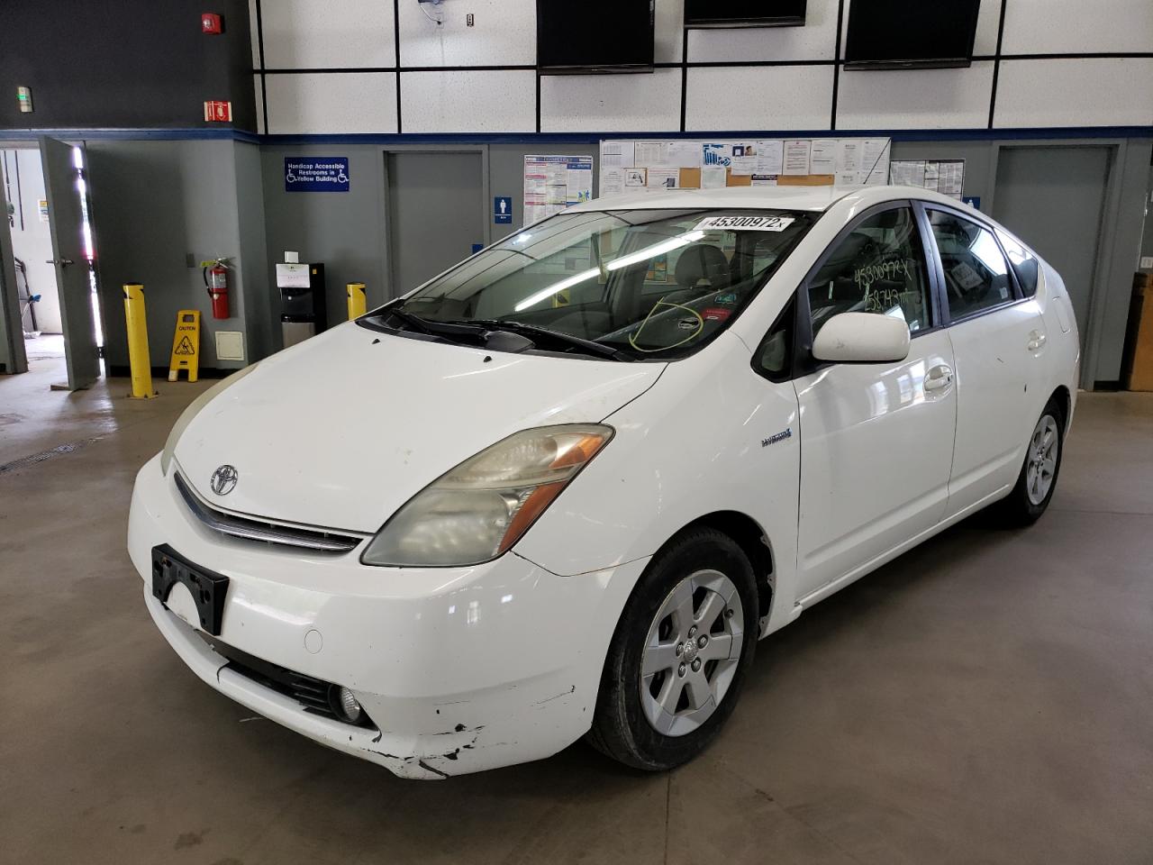 Photo 2 from auction – 2008 TOYOTA PRIUS with VIN JTDKB20U287703510