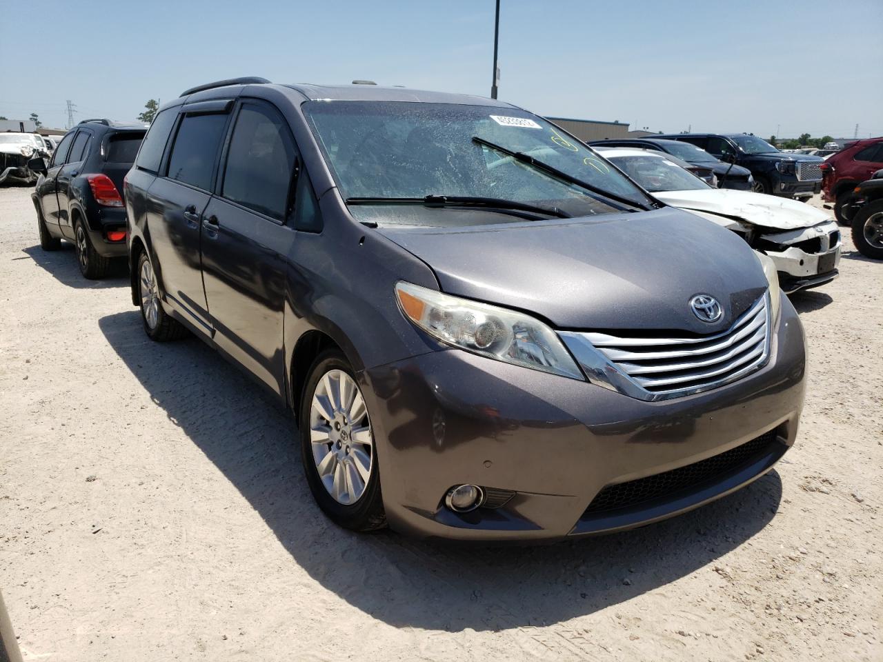 TOYOTA SIENNA XLE 2014 with VIN 5TDDK3DC8ES082307 - Photo from auction
