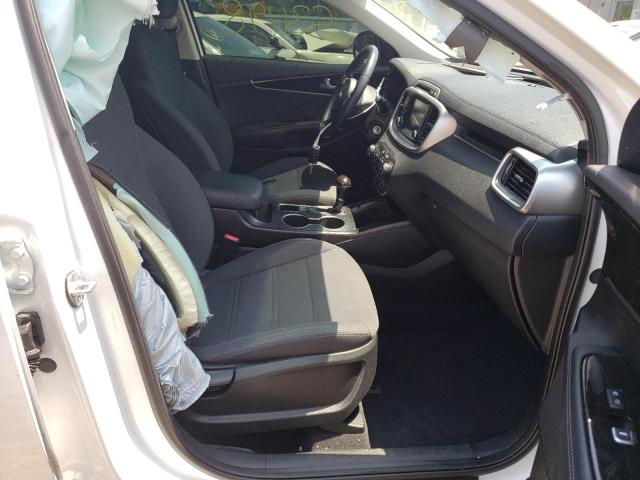 Photo 5 from auction – 2018 KIA SORENTO LX with VIN 5XYPGDA34JG411875