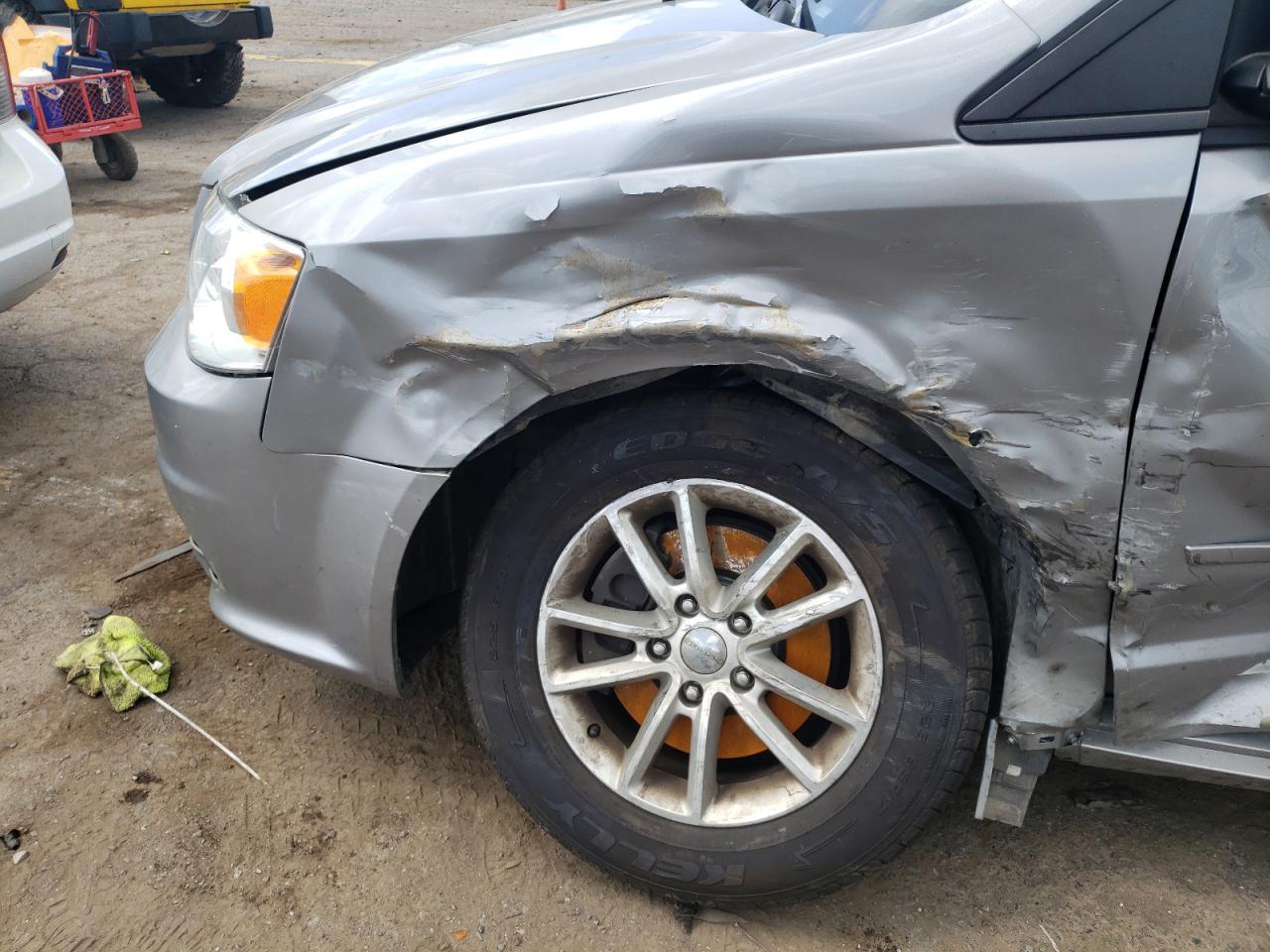 Photo 10 from auction – 2015 DODGE GRAND CARA with VIN 2C4RDGCG0FR616776