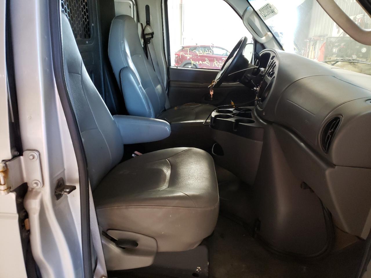 Photo 5 from auction – 2006 FORD ECONOLINE with VIN 1FTNE24W36DA86763
