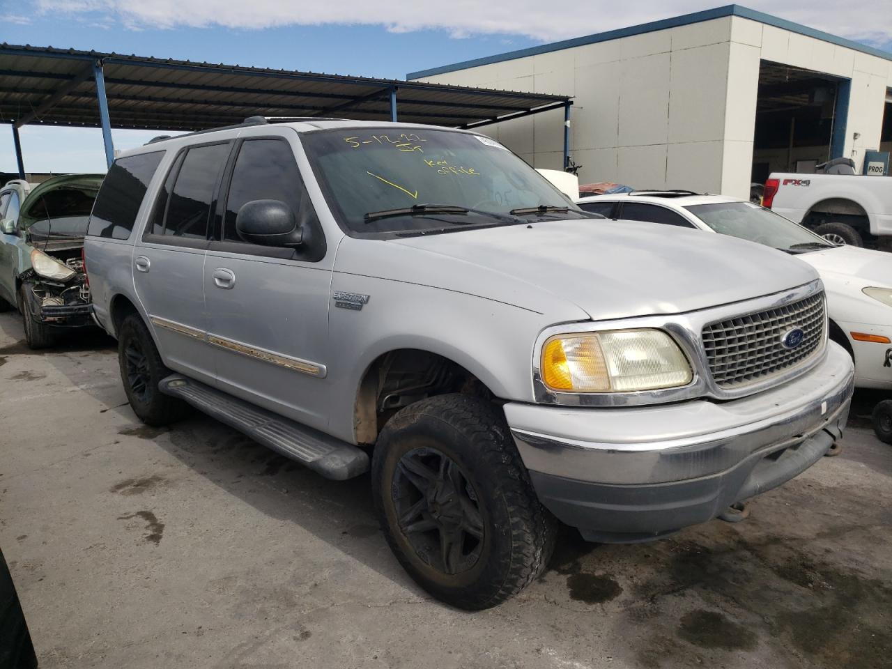 Photo 1 from auction – 2001 FORD EXPEDITION with VIN 1FMPU16L71LB58289