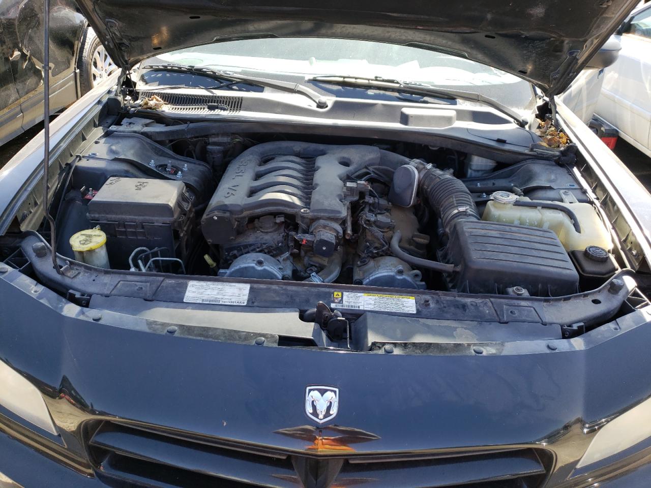 Photo 7 from auction – 2008 DODGE CHARGER with VIN 2B3KA43G98H181307