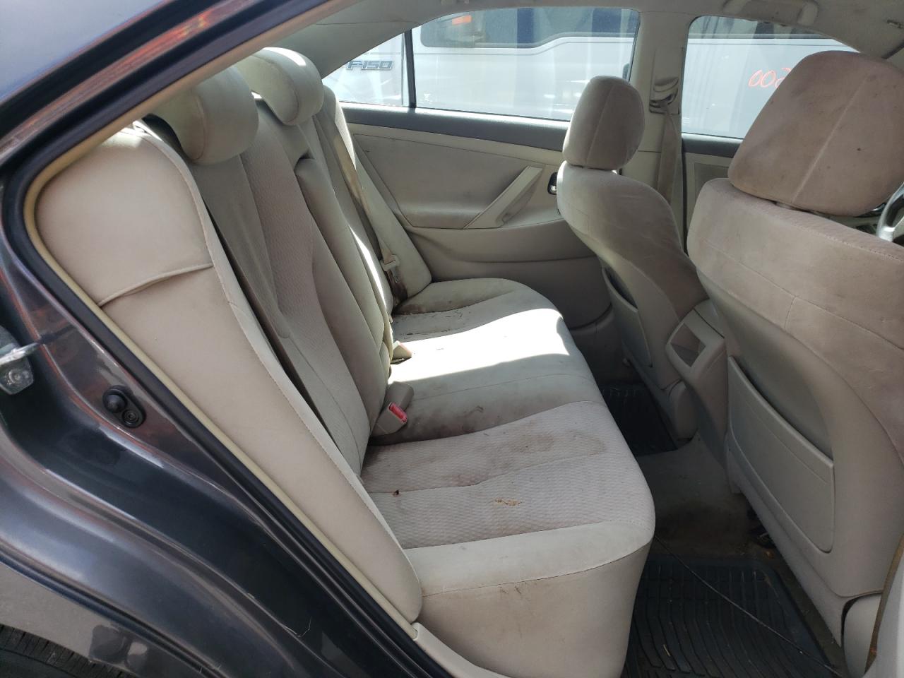 Photo 6 from auction – 2011 TOYOTA CAMRY BASE with VIN 4T1BF3EK2BU646148