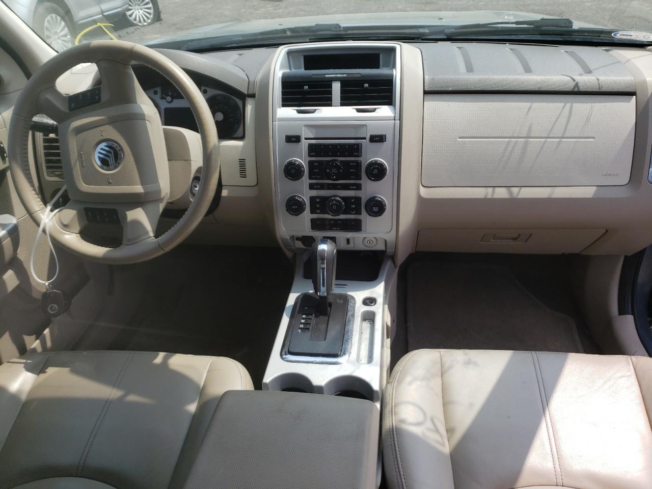 Photo 9 from auction – 2011 MERCURY 1114 with VIN 4M2CN9HG4BKJ04321