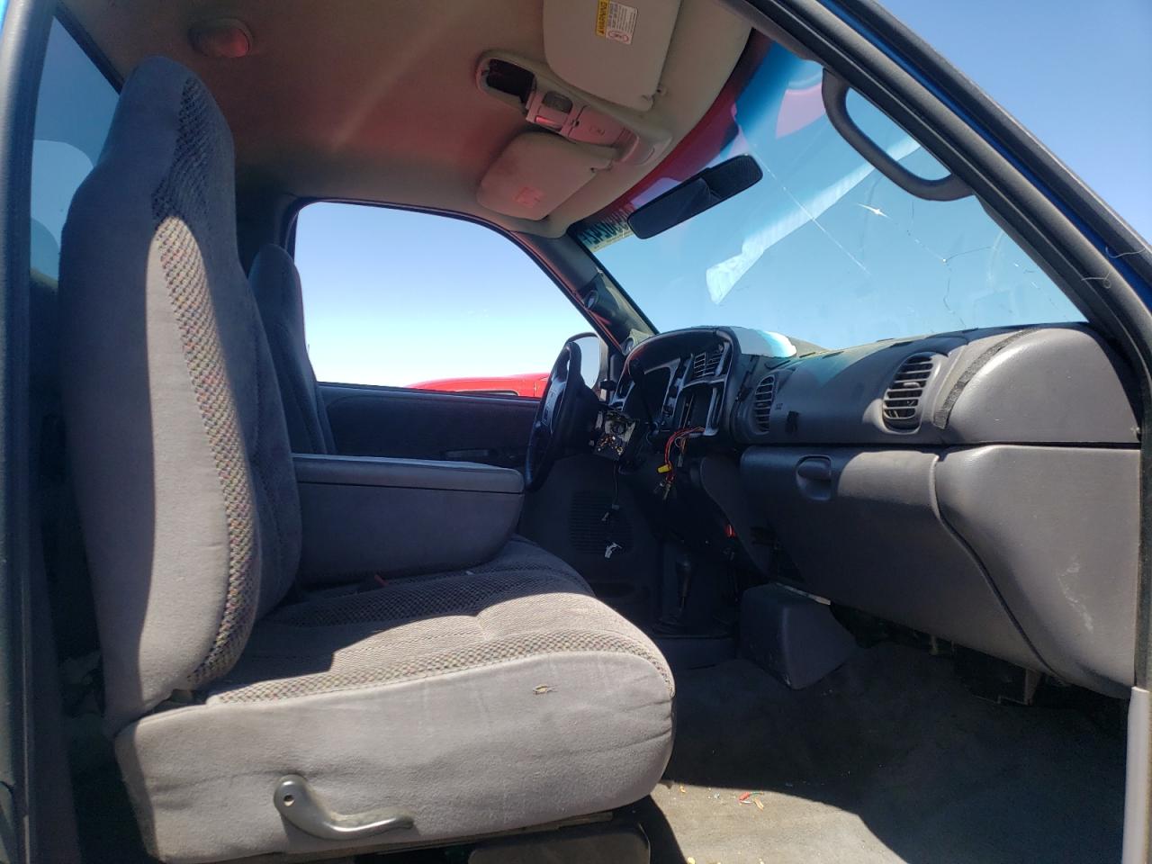 Photo 5 from auction – 2000 DODGE RAM 1500 with VIN 1B7HF16Y5YS620721