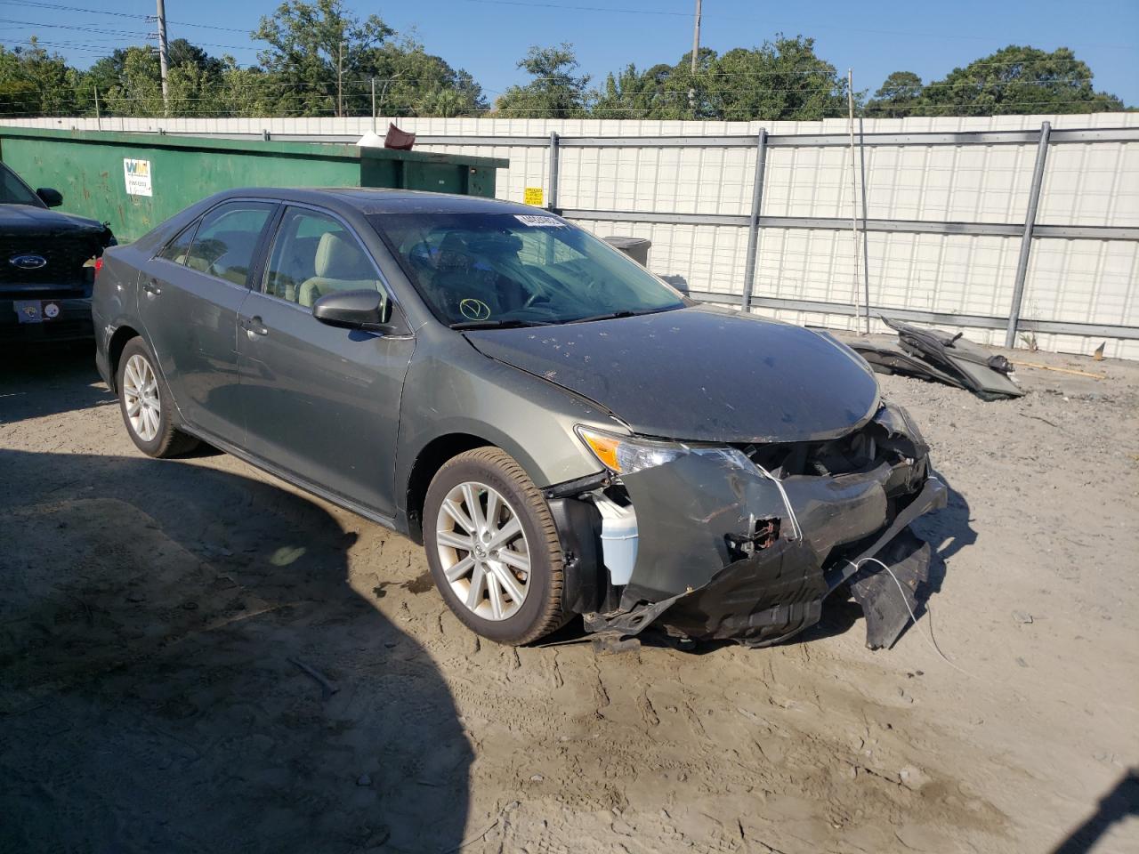TOYOTA CAMRY L 2014 with VIN 4T4BF1FKXER387938 - Photo from auction