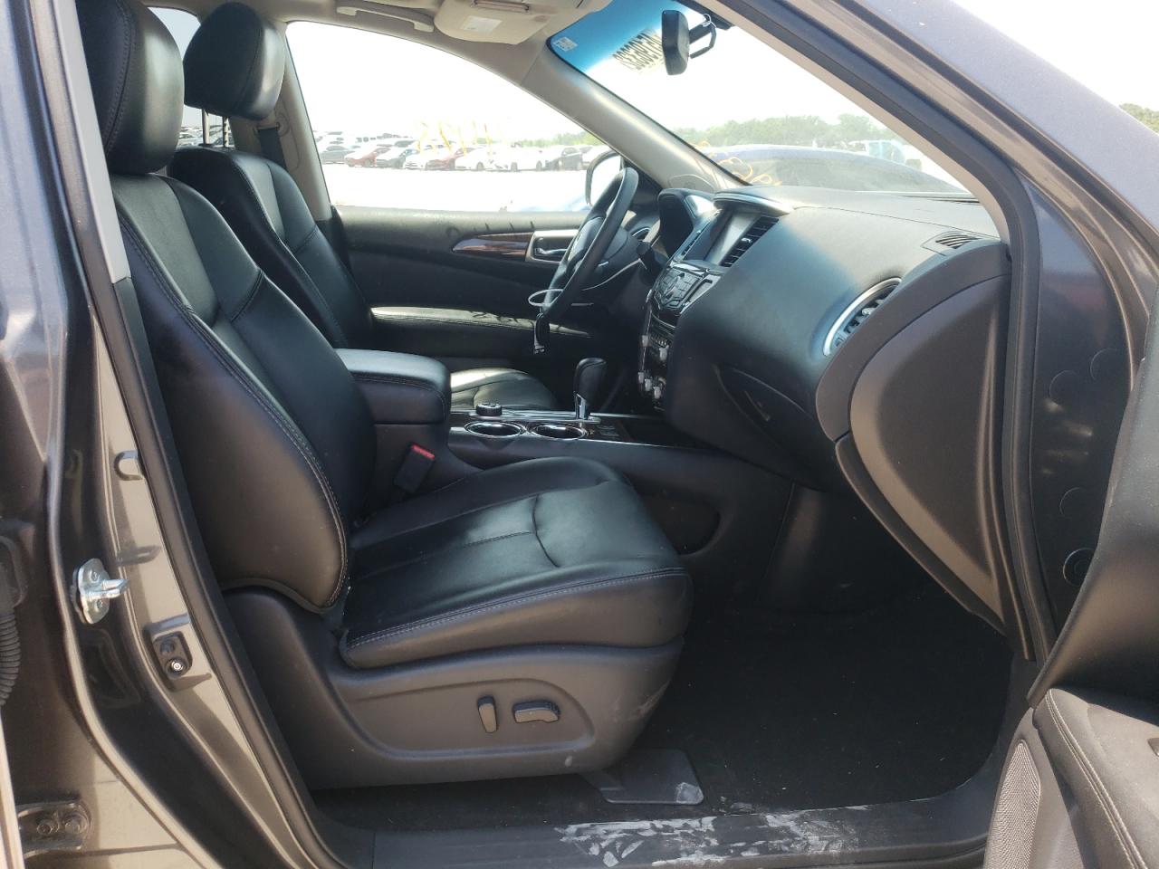 Foto 5 de la subasta – 2015 NISSAN PATHFINDER con VIN 5N1AR2MM2FC615168