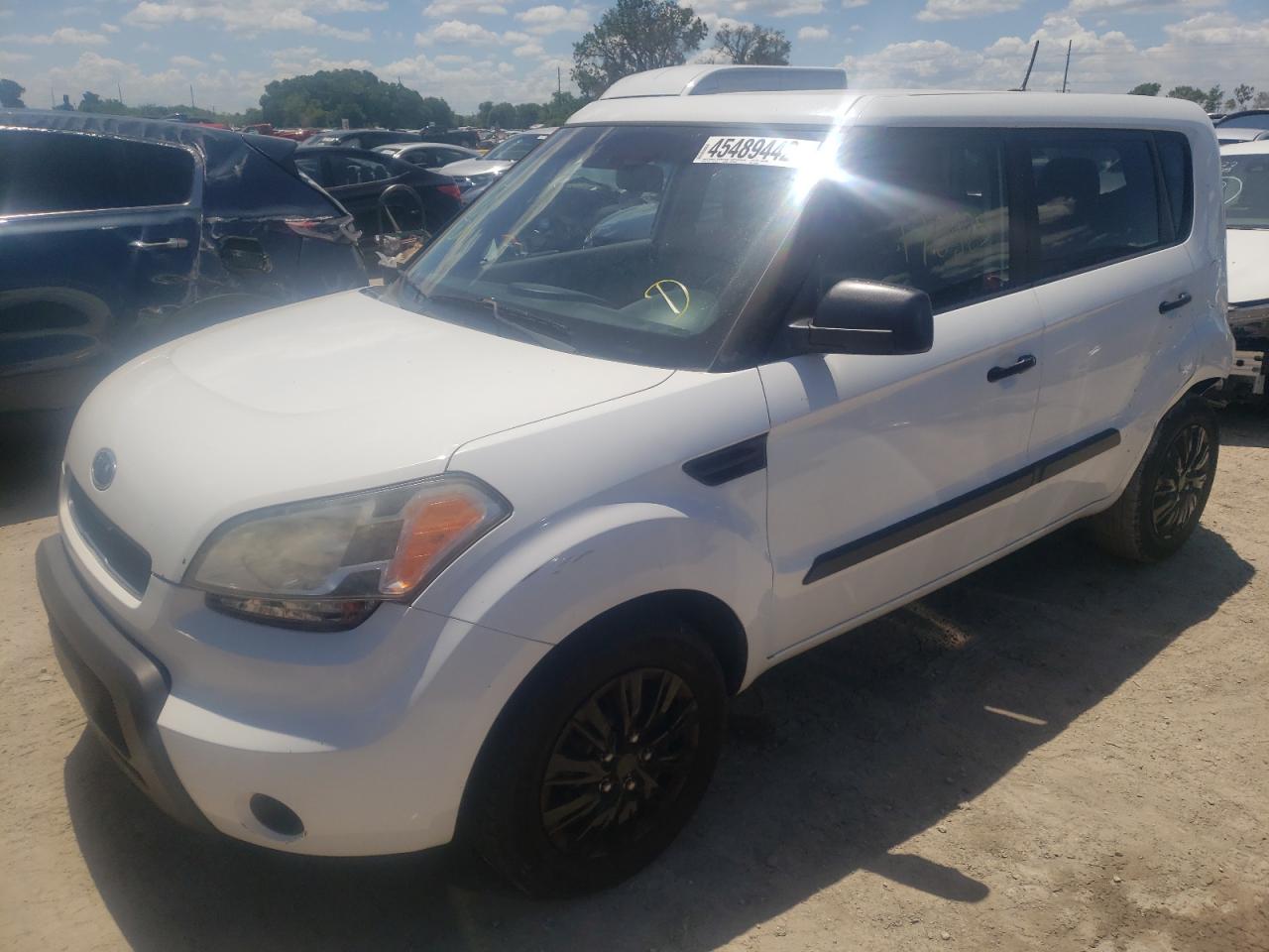 Photo 2 from auction – 2011 KIA SOUL with VIN KNDJT2A1XB7260995