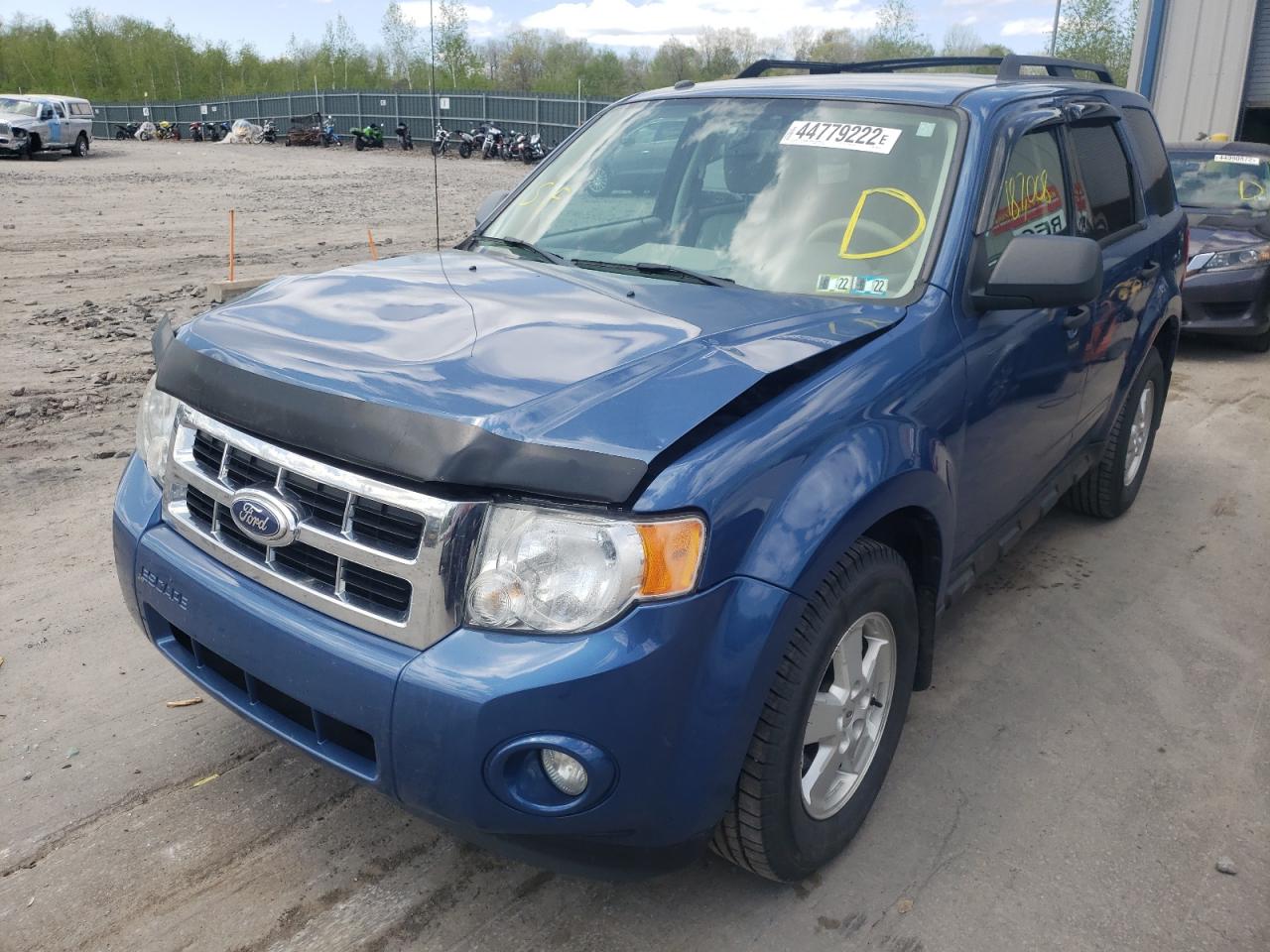 Photo 2 from auction – 2010 FORD ESCAPE XLT with VIN 1FMCU9DG3AKD09329