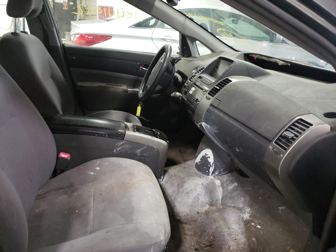 Photo 5 from auction – 2007 TOYOTA PRIUS with VIN JTDKB20U073235542