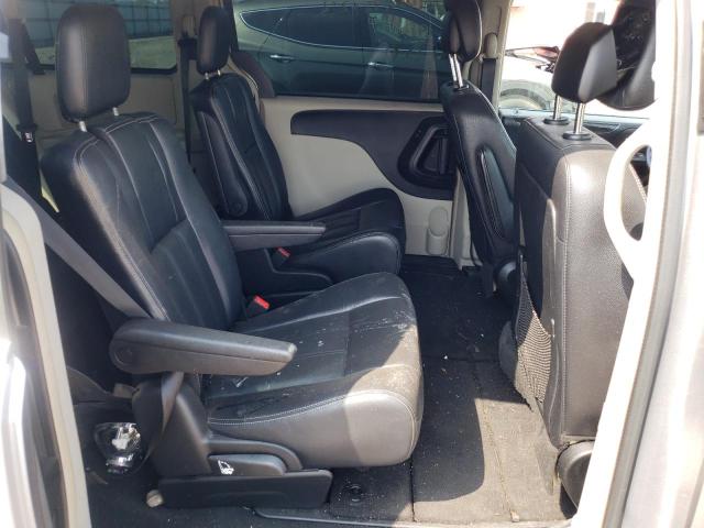 Photo 6 from auction – 2014 CHRYSLER TOWN & COU with VIN 2C4RC1BG1ER217584