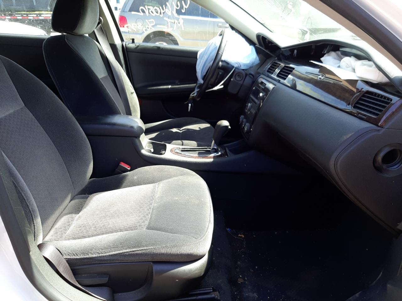 Photo 5 from auction – 2012 CHEVROLET IMPALA LS with VIN 2G1WA5E35C1174669