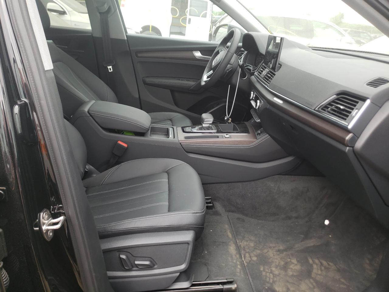 Photo 19 from auction – 2022 AUDI Q5 PREMIUM with VIN WA1EAAFY1N2005297