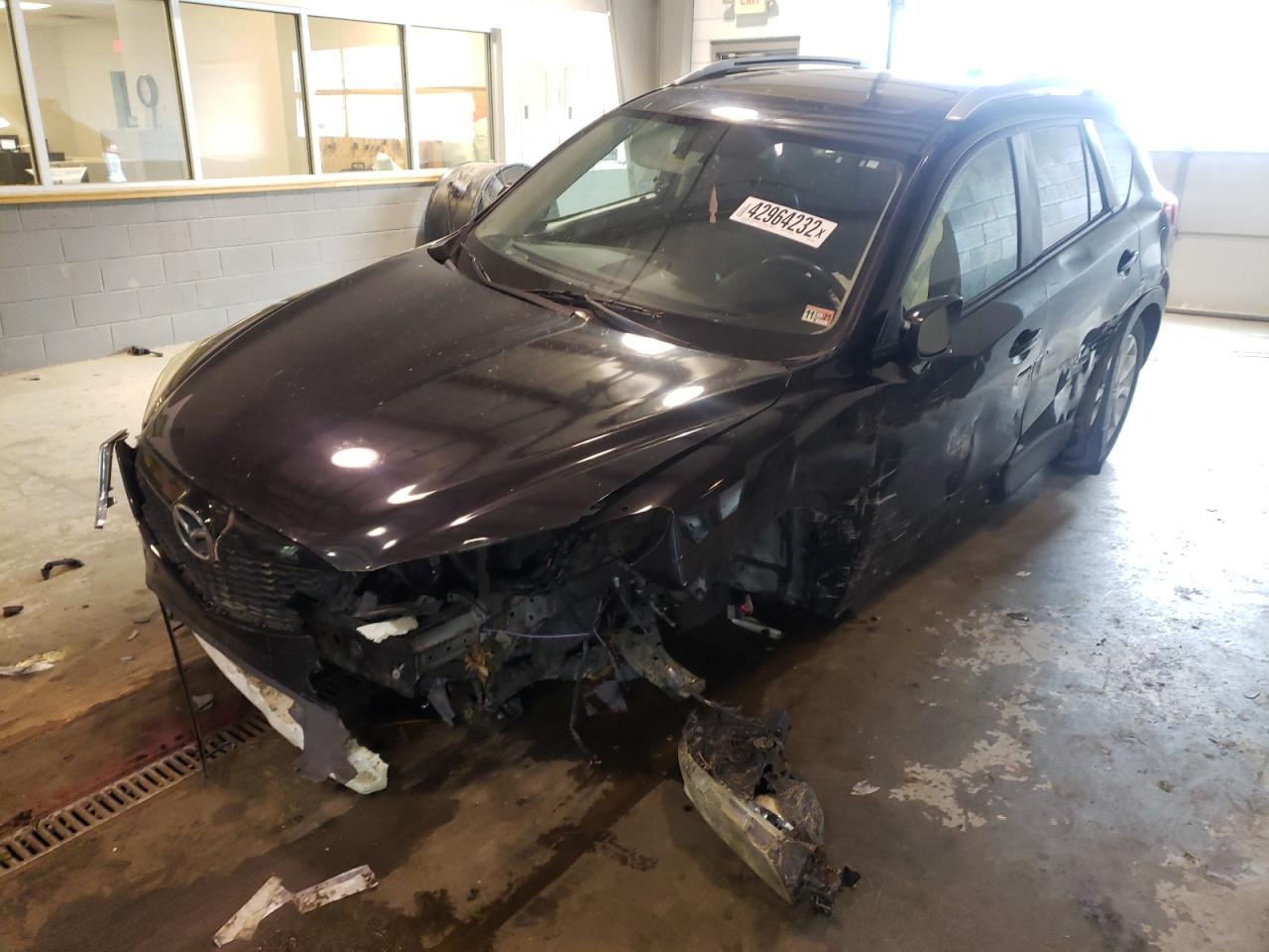 Photo 2 from auction – 2015 MAZDA CX-5 GT with VIN JM3KE4DYXF0552591