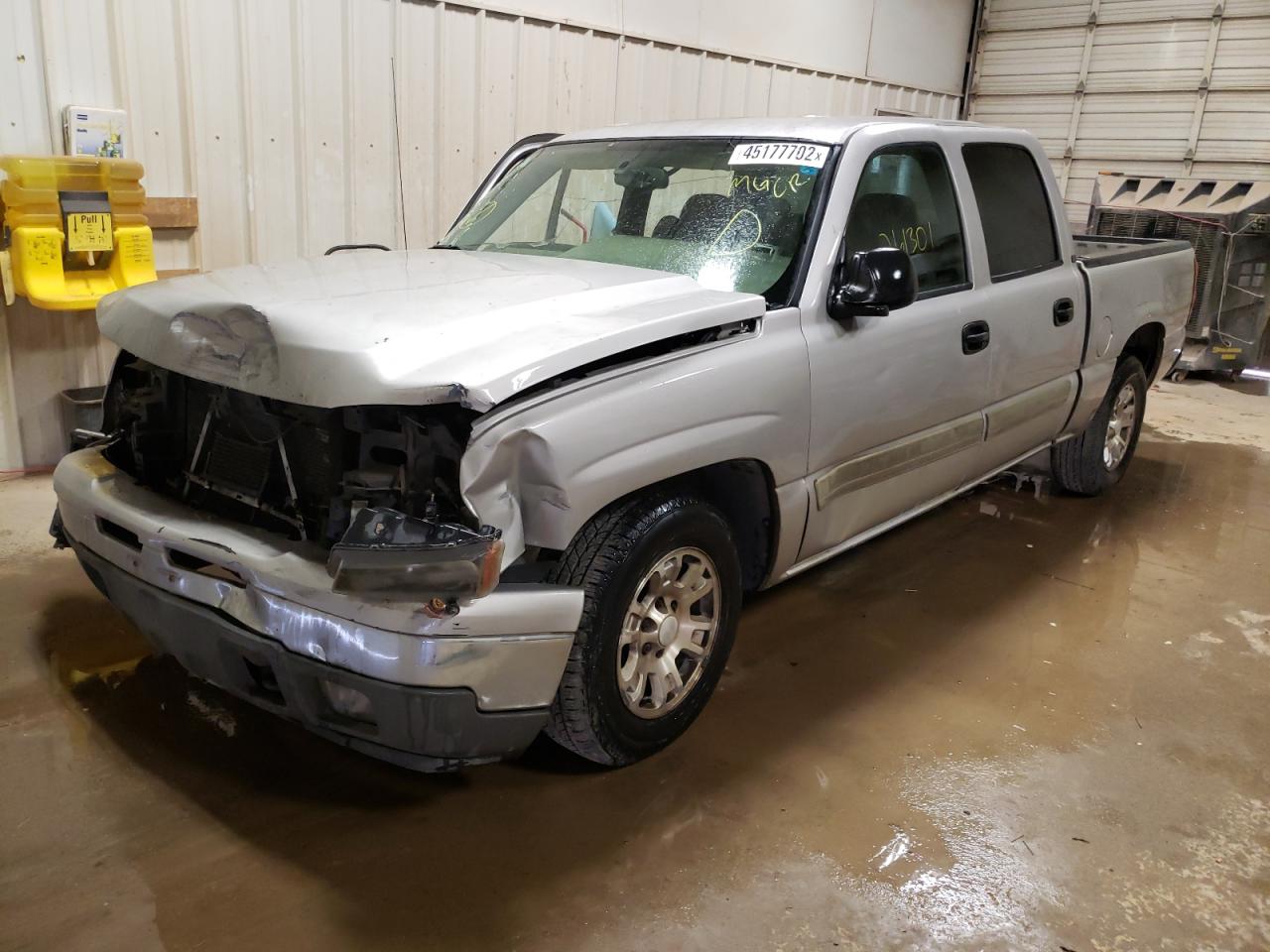 Photo 2 from auction – 2006 CHEVROLET SILVERADO with VIN 2GCEC13T261148463
