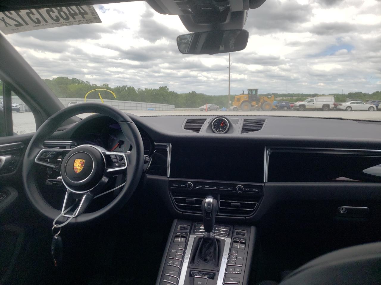 Photo 9 from auction – 2020 PORSCHE MACAN S with VIN WP1AB2A58LLB37824