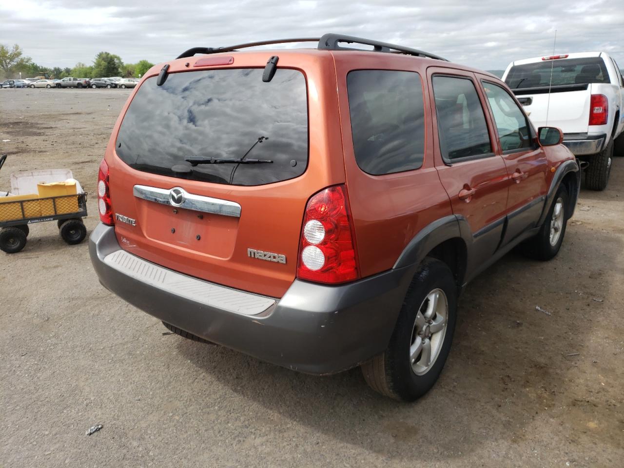 Photo 4 from auction – 2005 MAZDA TRIBUTE S with VIN 4F2CZ96135KM00816