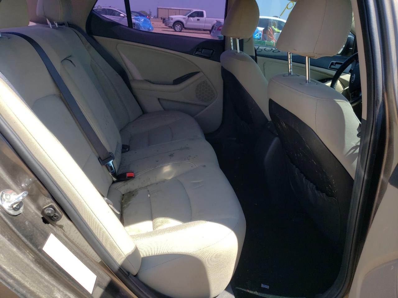 Photo 6 from auction – 2012 KIA OPTIMA LX with VIN 5XXGM4A77CG056736