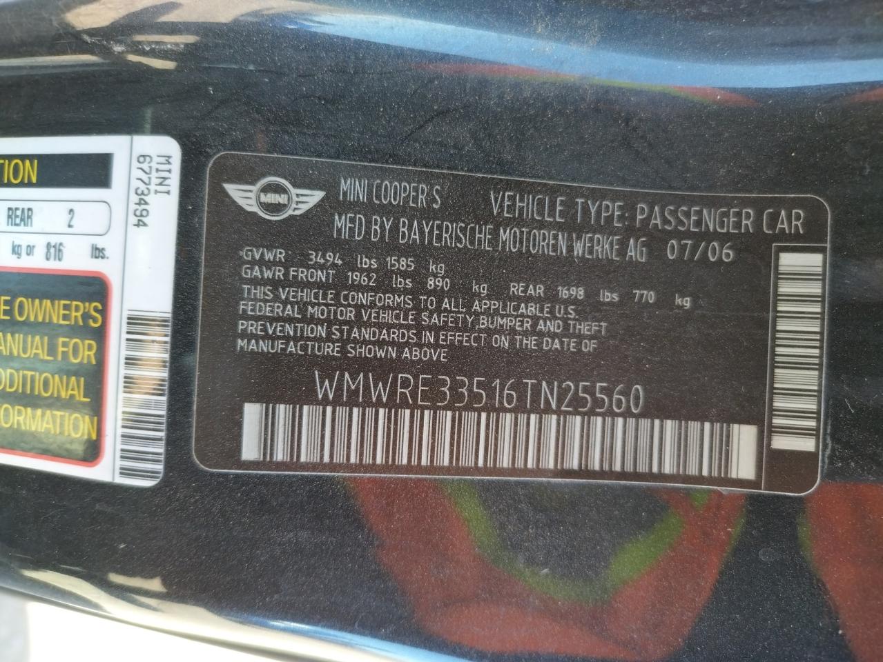 Photo 10 from auction – 2006 MINI COOPER S with VIN WMWRE33516TN25560